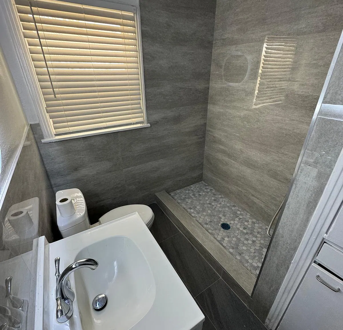 1 bed, 750 sqft, $1,150 — Photo 4