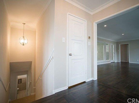 4th image of 4843 Escalon Ave
