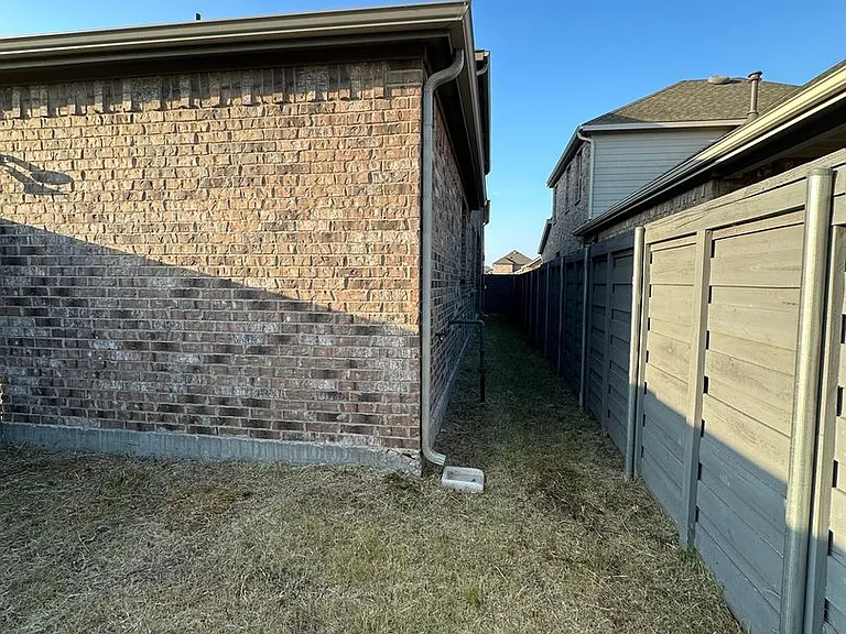 1657 Blakely Pl — Photo 30