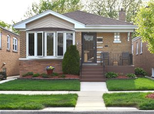 11122 S Albany Ave, Chicago, IL