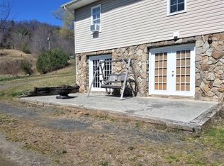 417 Will Vannoy Rd #2B-2BA, West Jefferson, NC 28694
