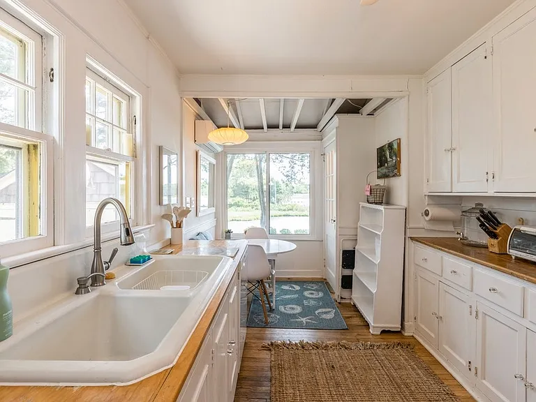 64 Towd Point Rd — Photo 14