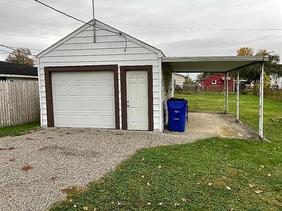 3rd image of 970 Gilmore St