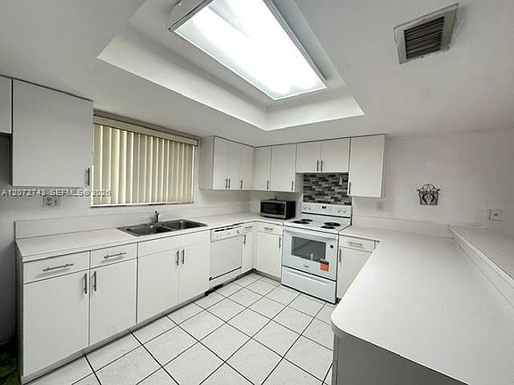5th image of 14909 SW 80th St APT 110