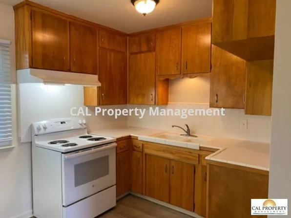 938 Illinois Ave APT 18, Los Banos, CA 93635