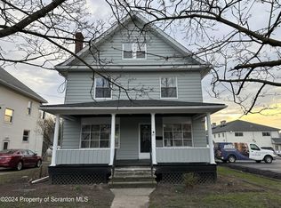 37 E Bennett St, Kingston, PA 18704