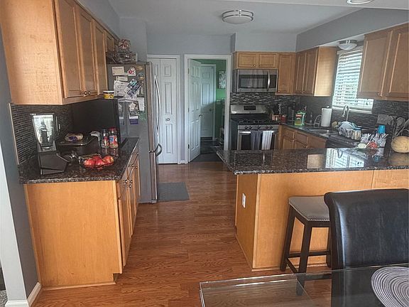 3rd image of 6390 Briarcliff Dr
