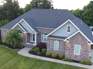 380 Cimarron Way, Paducah, KY 42001