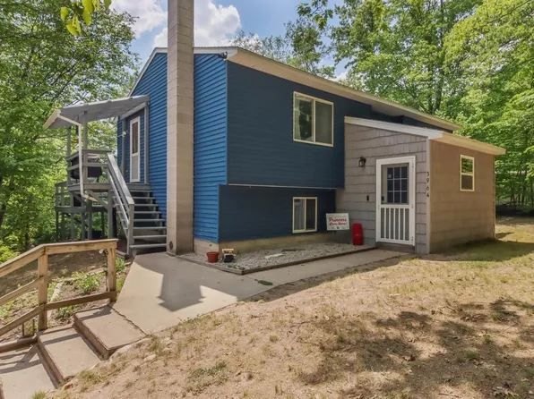 3964 Dogwood Dr, Traverse City, MI 49696