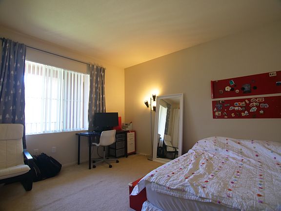 4th image of 10880 Serafina Ln Unit 44
