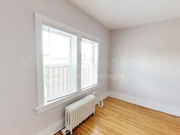 49 Troup St — Photo 11