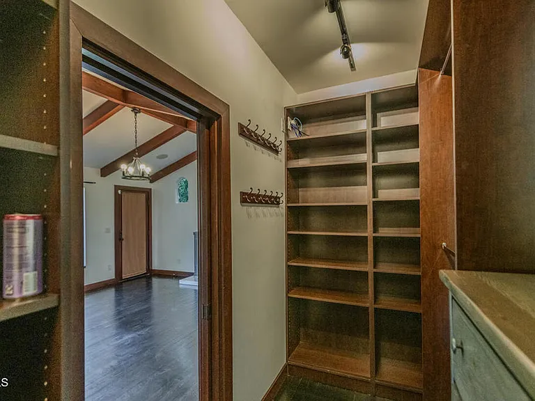 4819 Oakwood Ave — Photo 17