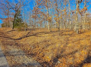 455 Grand View Dr, Sunrise Beach, MO 65079