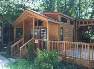 277 Sunshine Dr, Dawsonville, GA 30534