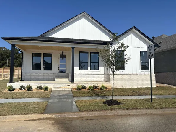 229 B St, Bryant, AR 72022