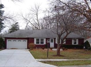 10307 W 69th Trl, Shawnee, KS 66203