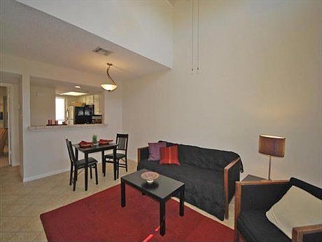3rd image of 2104 Cullen Ave APT 204
