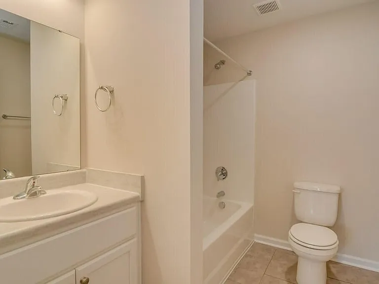 427 Amesbury Dr — Photo 14