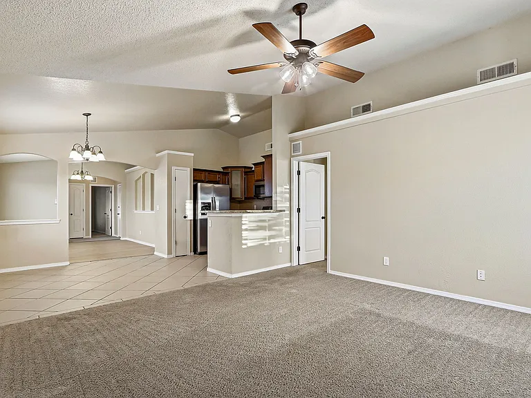 732 Desert Sage Dr — Photo 21