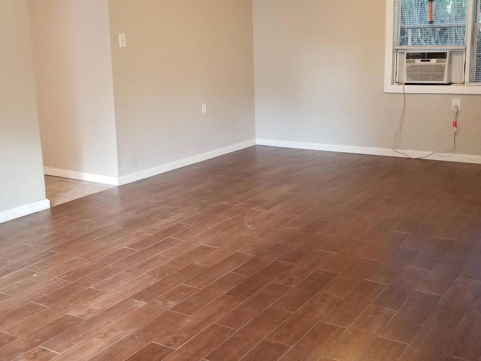 1st image of 338 La Manda Blvd APT 2