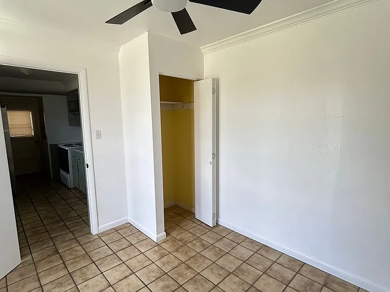 2717 NW Central Dr — Photo 13