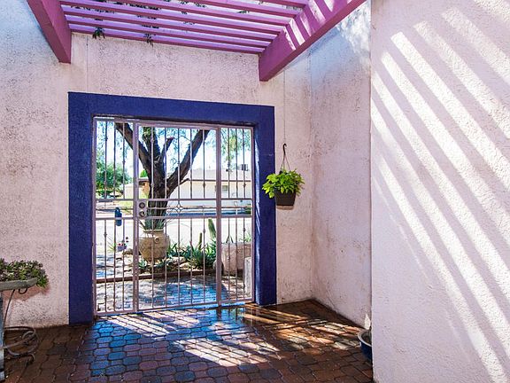 2nd image of 7431 E La Cienega Dr
