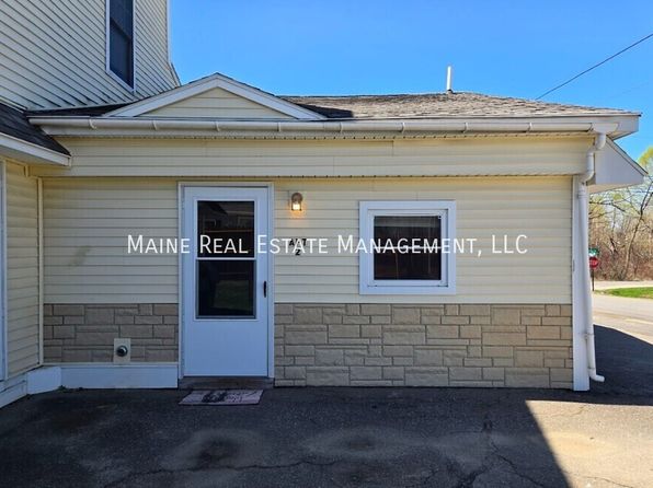 60 S Factory St #2, Skowhegan, ME 04976