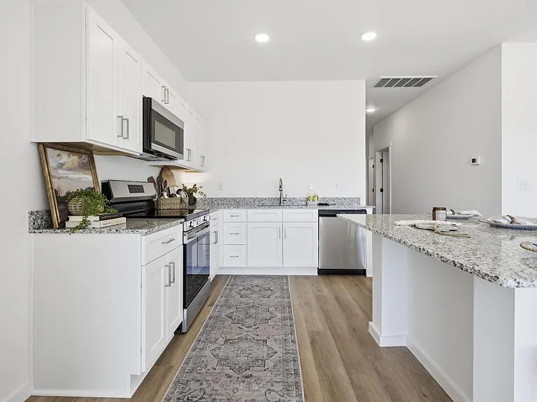 209 Alex Jordan Dr — Photo 7