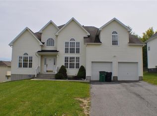 54 Wesley Ct, Newburgh, NY 12550