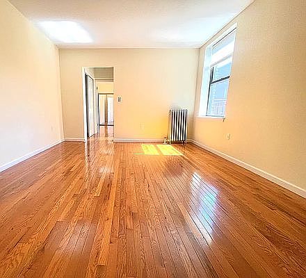 1st image of 585 Isham St APT 2e