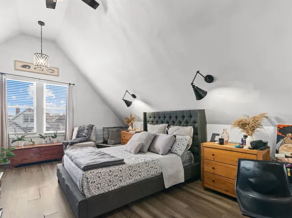 81 Humphrey Avenue image 23 of 37