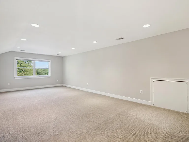 1530 Forest Villa Ln — Photo 32
