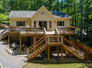 25 Lookout Point Ct, Boydton, VA 23917