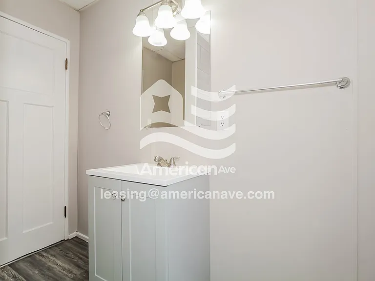 874434_012_main_bathroom_14350896.jpg