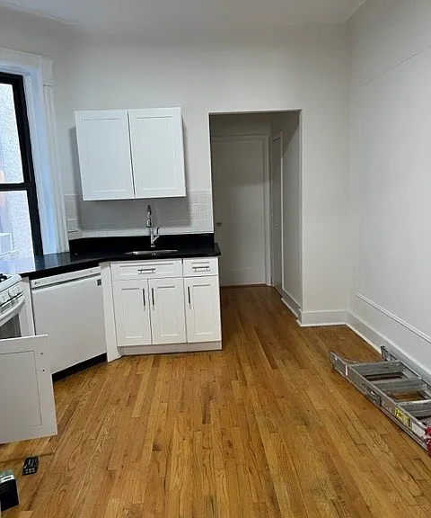 730 Amsterdam Ave #4S — Photo 1