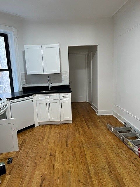 1st image of 730 Amsterdam Ave #4S