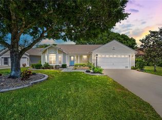 915 Ramos Dr, The Villages, FL 32159