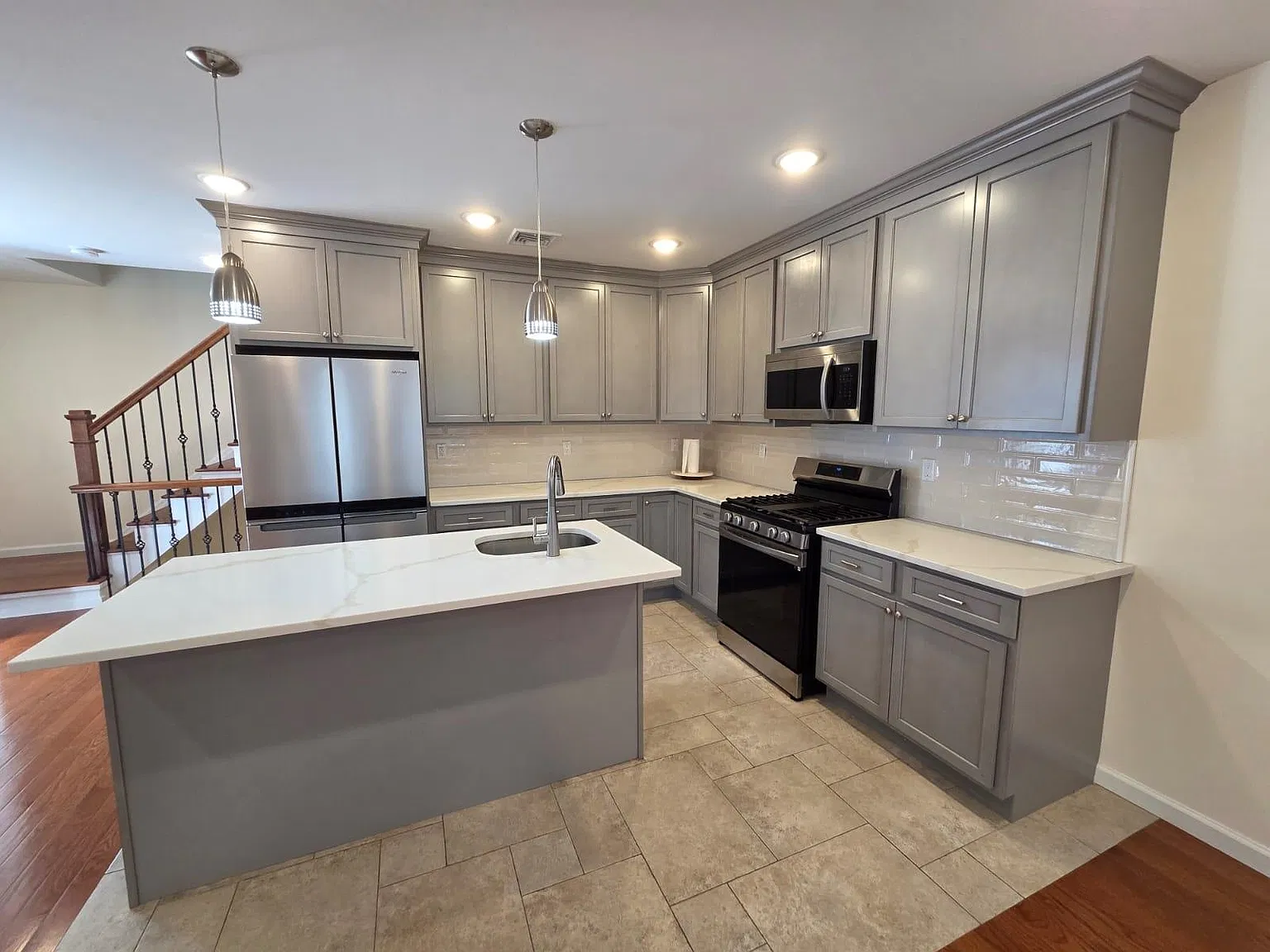 2 bed, 2.5 bath, $3,850 — Photo 4
