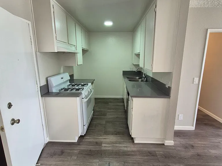 1130 W. San Bernardino Rd — Photo 45