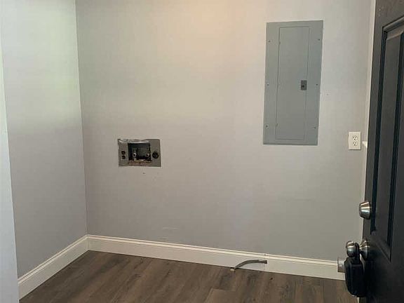 5th image of 105 Forest Hill Dr #9