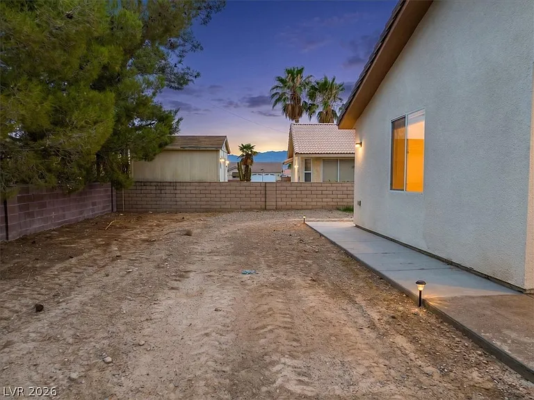 1740 S Jerome Ln — Photo 87