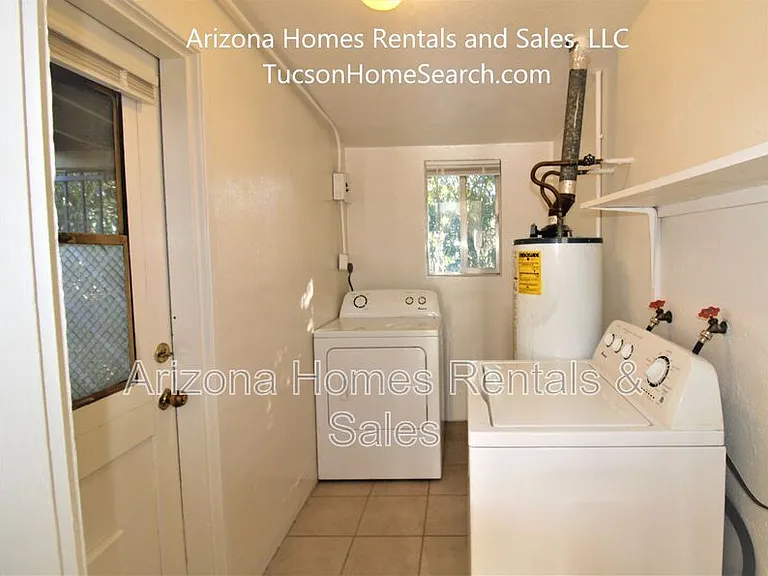 3535 N Country Club Rd — Photo 7