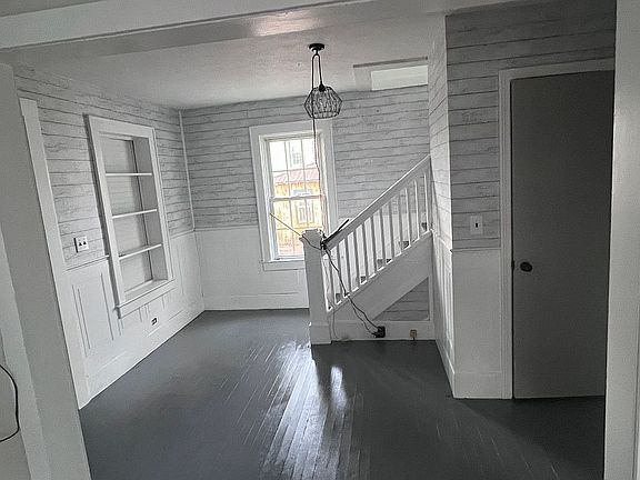 5th image of 7 Summit Ave