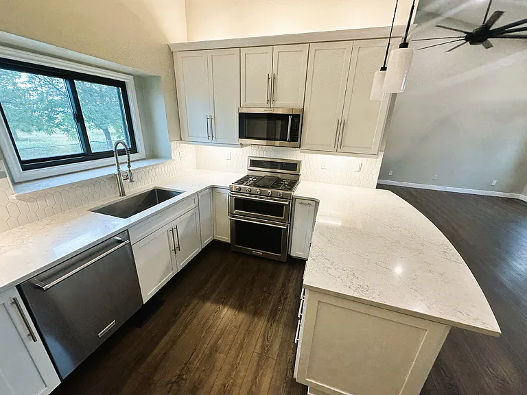 8300 Leesburg Ct — Photo 9