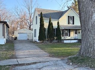 1910 Maine St, Saginaw, MI