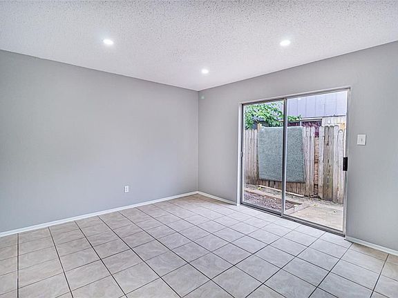 4th image of 12031 Tambourine Dr