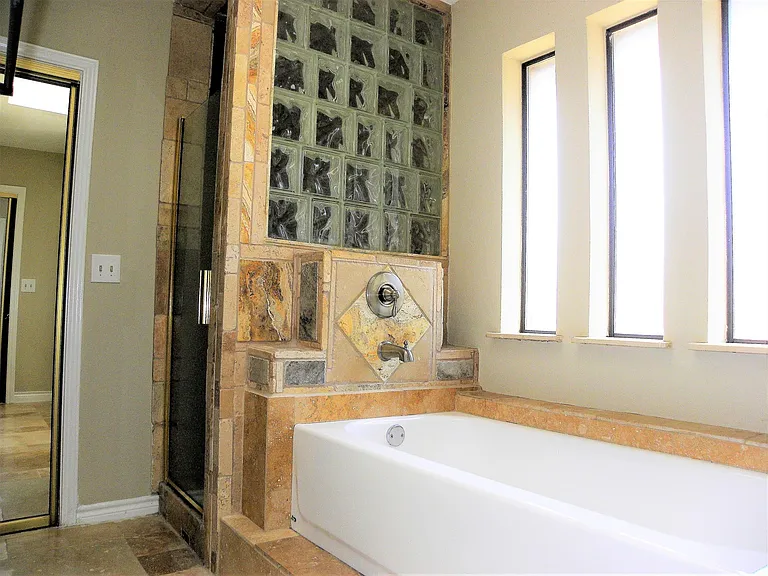2601 Banner Elk Cir — Photo 25