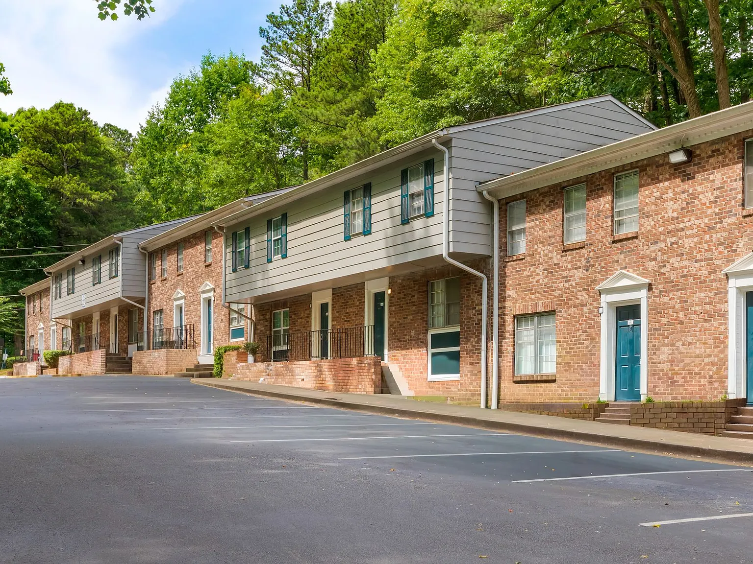 Crystal Grove Townhomes LLC — Photo 4