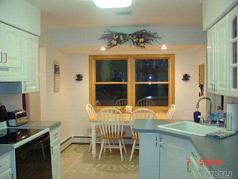 5th image of 39 Brooksite Dr