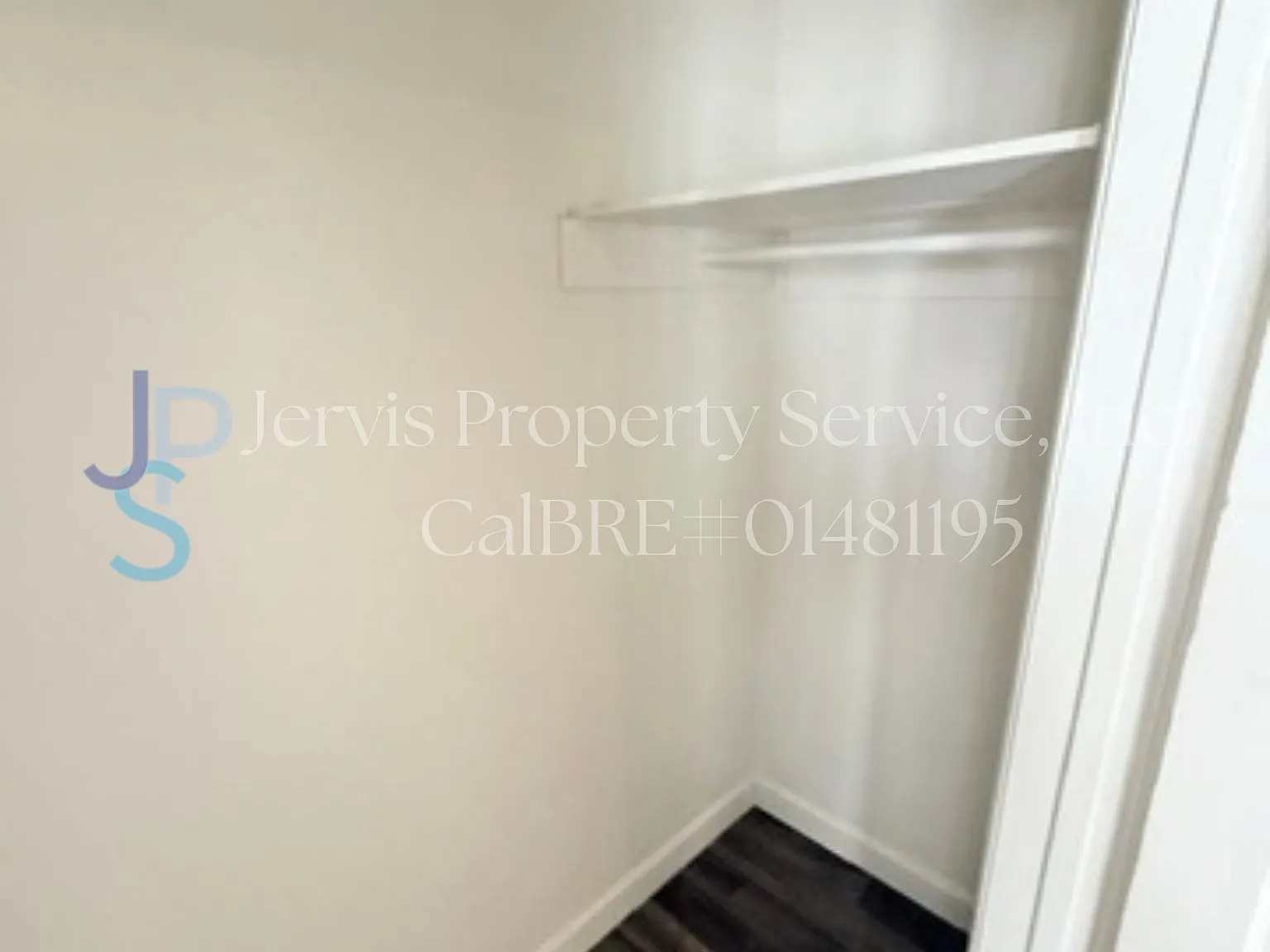 Studio, 1250 sqft, $1,350 — Photo 2